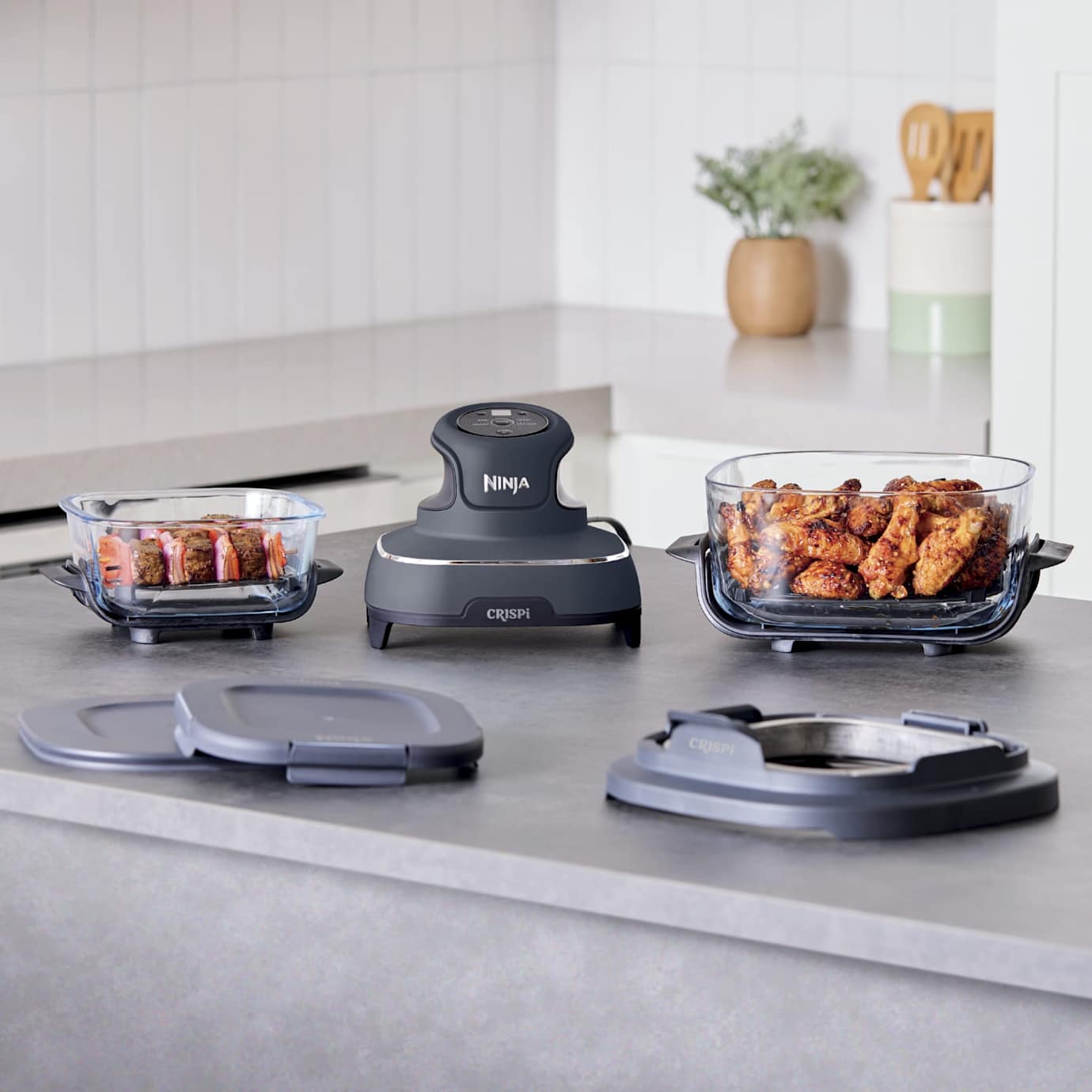 Shark-Ninja Crispi 4-in-1 Glass Air Fryer in Stone - Image 4