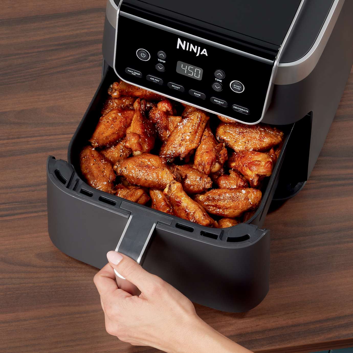 Shark-Ninja 6.5-QT Air Fryer Pro in Stone Gold - Image 19