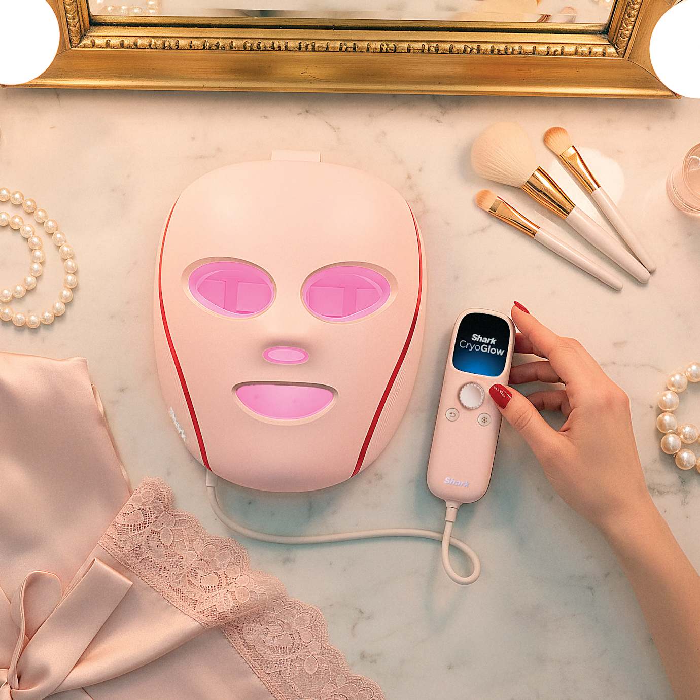 Shark CryoGlow Marilyn Monroe Collection LED Face Mask - Image 21