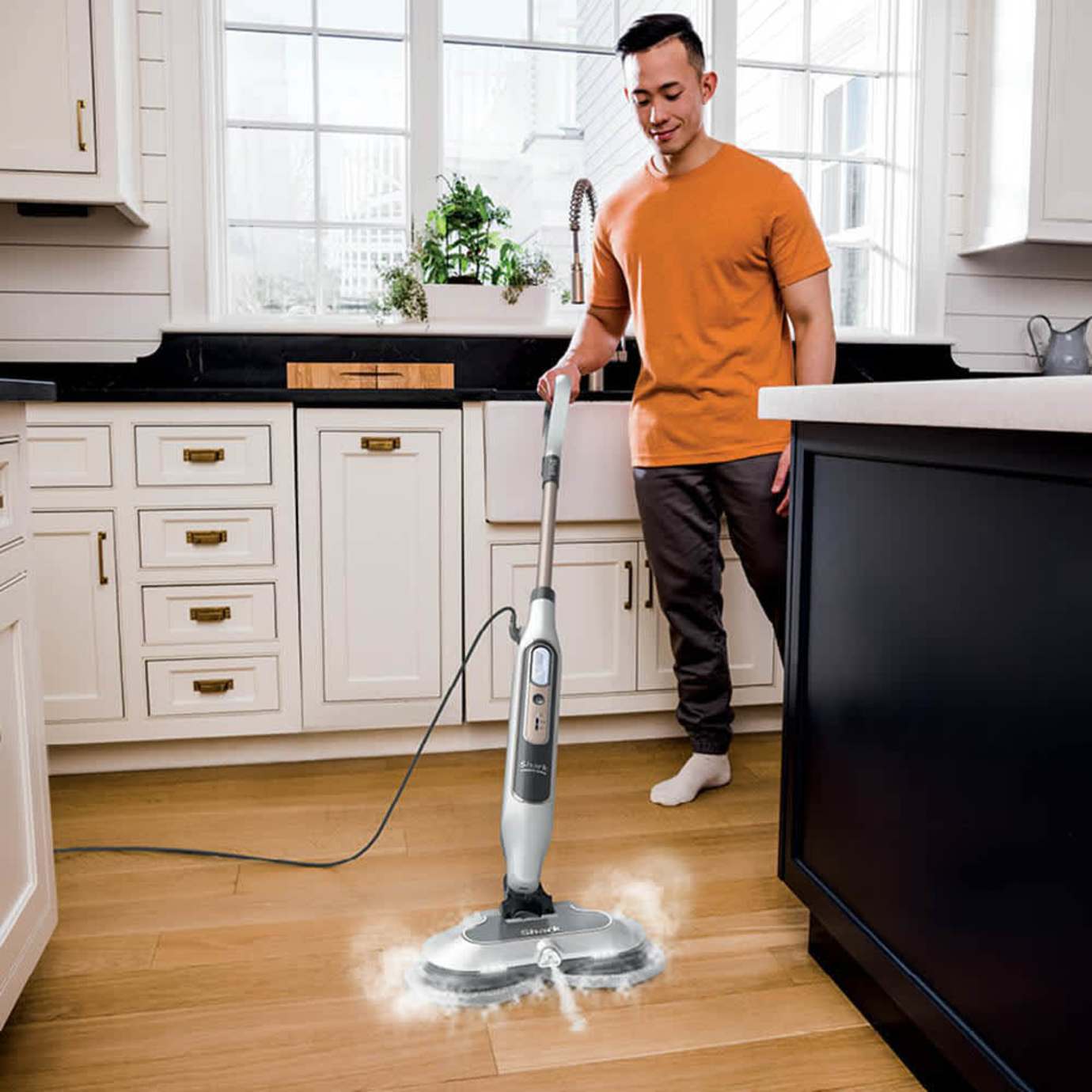 Shark-Ninja Steam & Scrub Automatic Steam Mop - Image 6