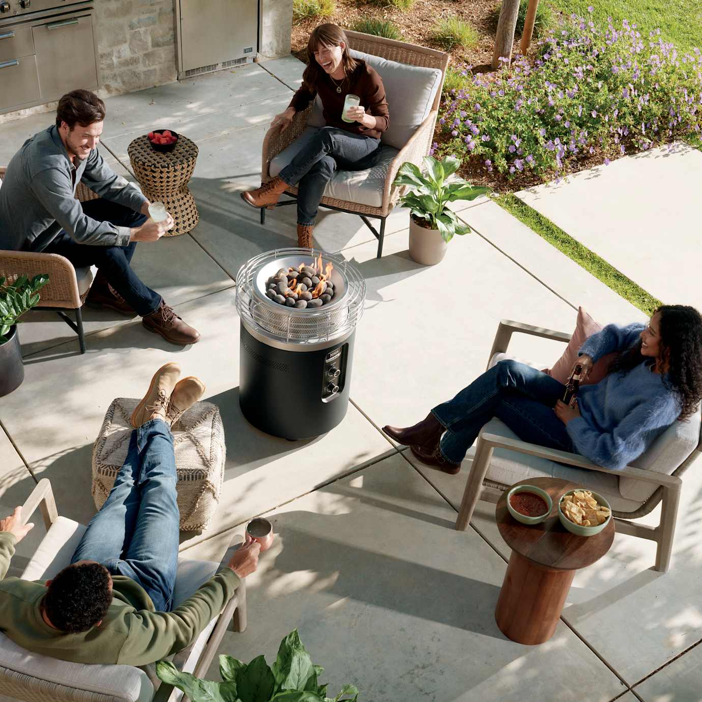 Ninja Fireside360 Outdoor Heater & Fire Pit with Cover Bundle - Image 4