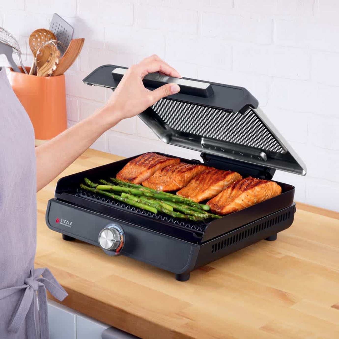 Shark-Ninja Sizzle Indoor Grill and Griddle - Image 4