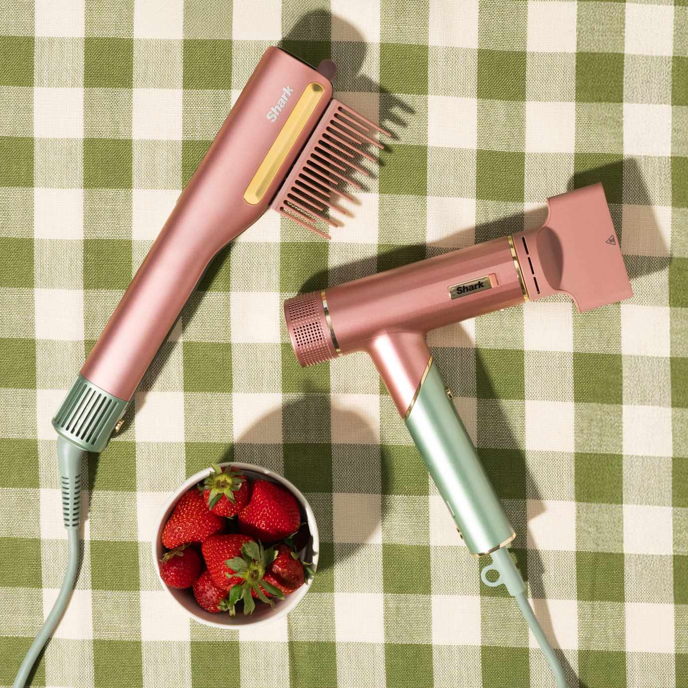 Shark SpeedStyle Hair Dryer & SilkiPro Straightener Bundle in Strawberry Matcha - Image 3